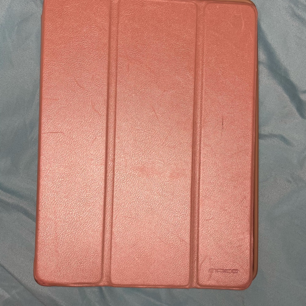 Rose gold ipad 10.2” case with apple pencil holder